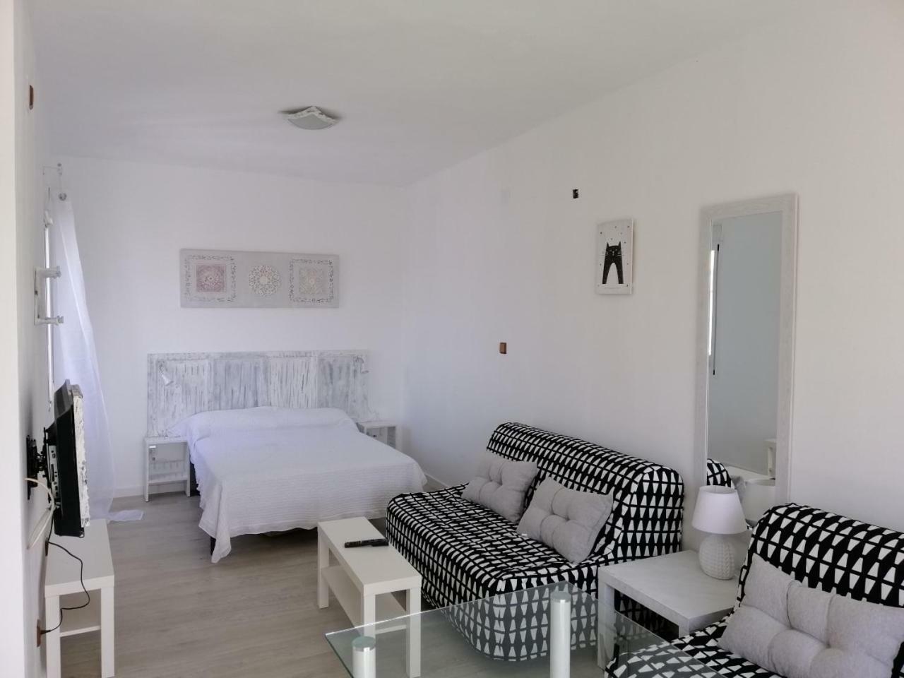 My Small Penthouse With Views.tourism & Tranquility & Sun *